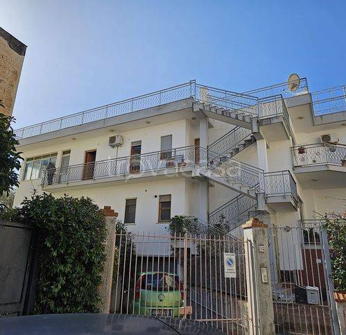 casa indipendente in affitto a Palermo in zona Mondello