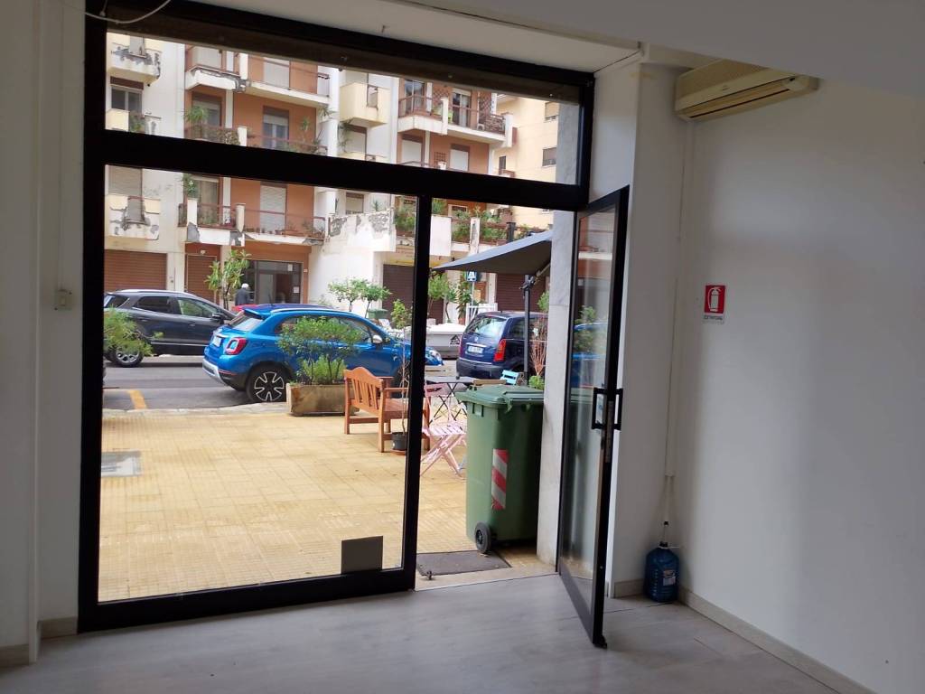 negozio in affitto a Palermo in zona Resuttana