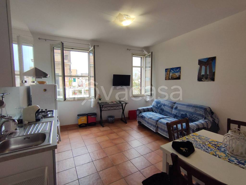 appartamento in affitto a Palermo in zona Mondello
