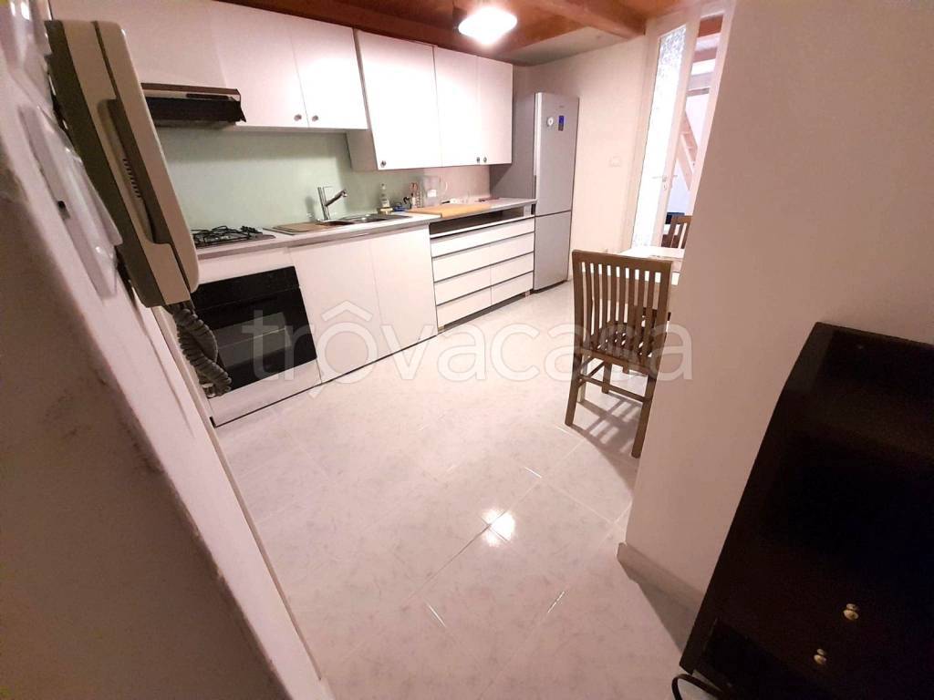 appartamento in affitto a Palermo in zona Zisa