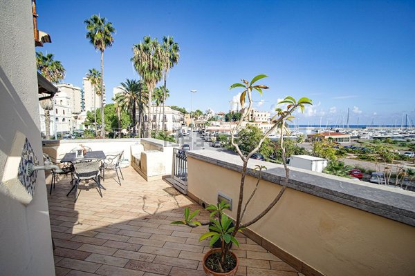 appartamento in affitto a Palermo in zona Arenella/Vergine Maria