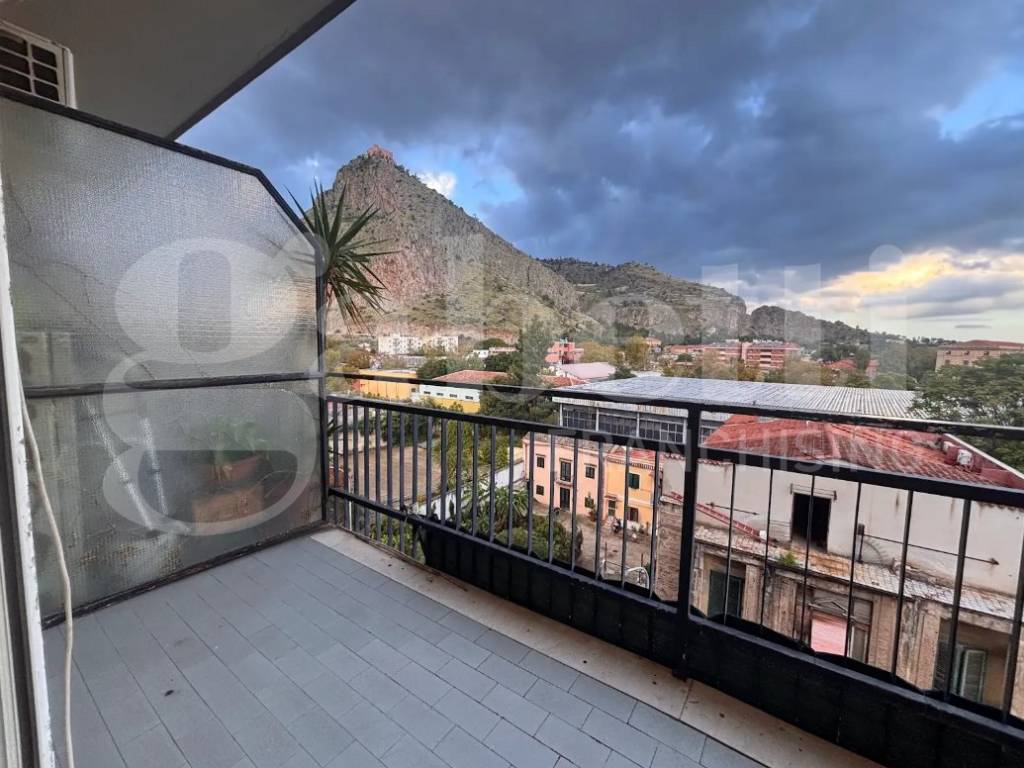 appartamento in affitto a Palermo in zona Montepellegrino