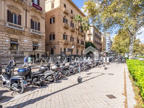 locale di sgombero in affitto a Palermo in zona Libertà