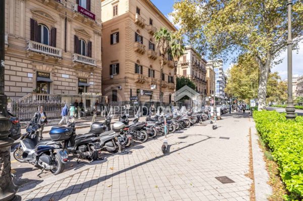 locale di sgombero in affitto a Palermo in zona Libertà