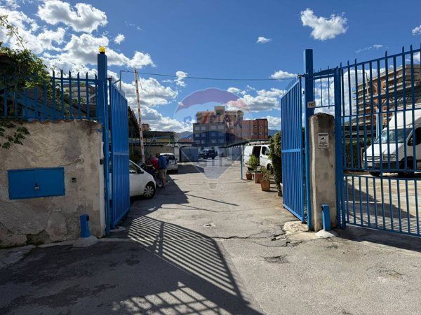 locale di sgombero in affitto a Palermo in zona Uditore