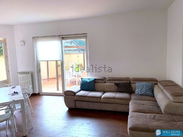 casa indipendente in affitto a Palermo in zona Mondello