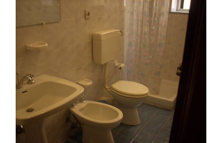 camera singola in affitto a Palermo in zona Oreto