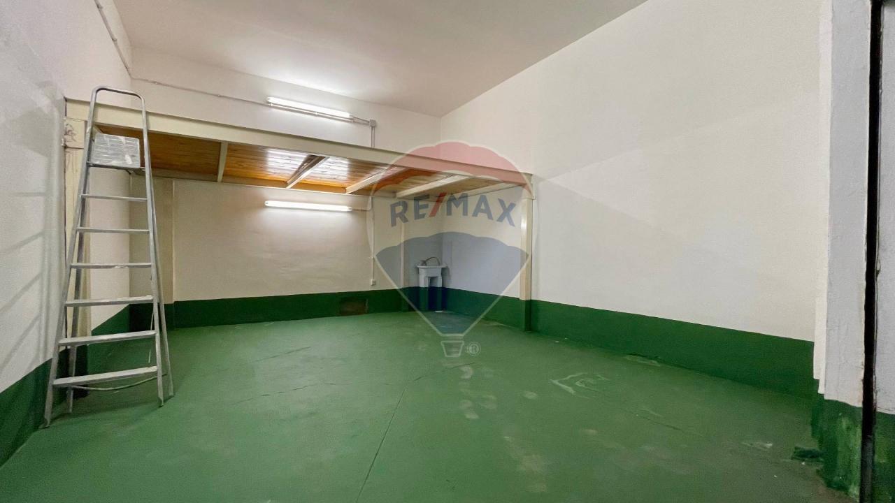 locale di sgombero in affitto a Palermo in zona Noce