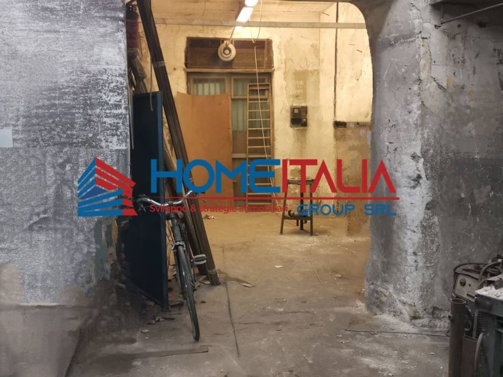 negozio in affitto a Palermo in zona Centro storico