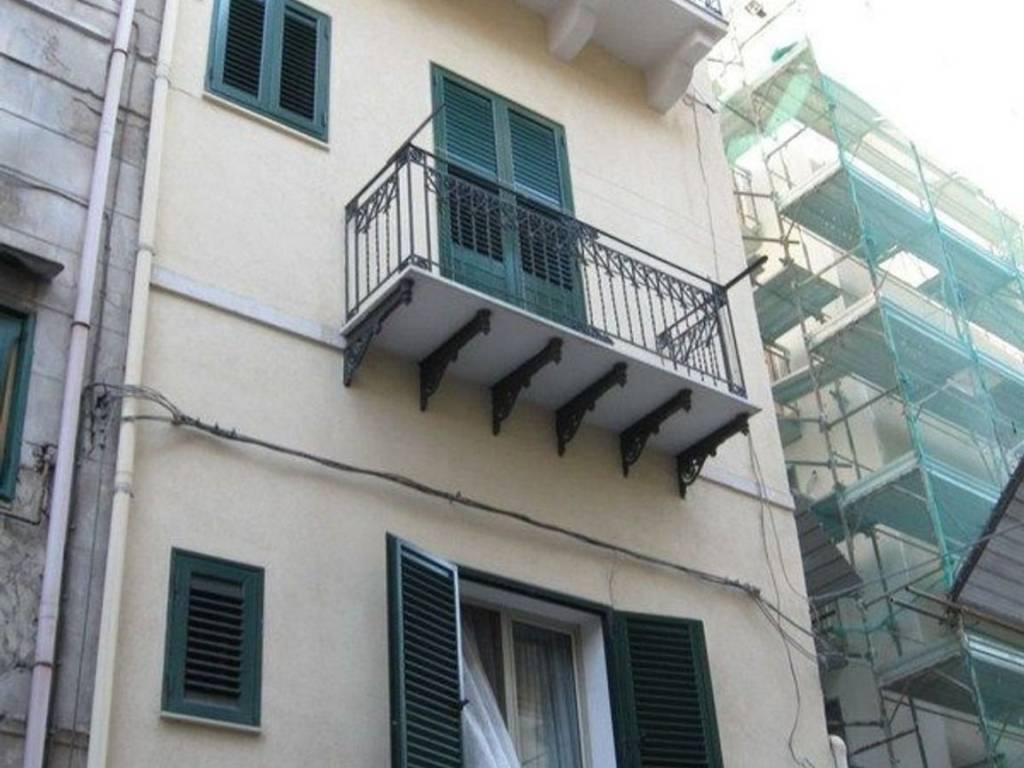 appartamento in affitto a Palermo in zona Montegrappa / Santa Rosalia