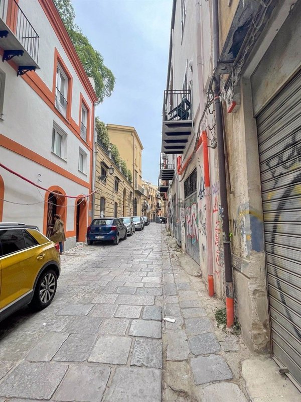 locale commerciale in affitto a Palermo in zona Centro storico