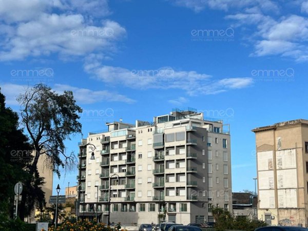 locale commerciale in affitto a Palermo