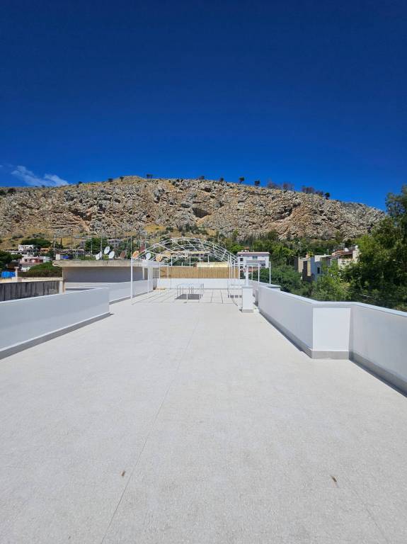 appartamento in affitto a Palermo in zona Mondello