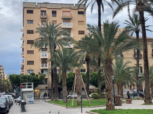 ufficio in affitto a Palermo in zona Politeama