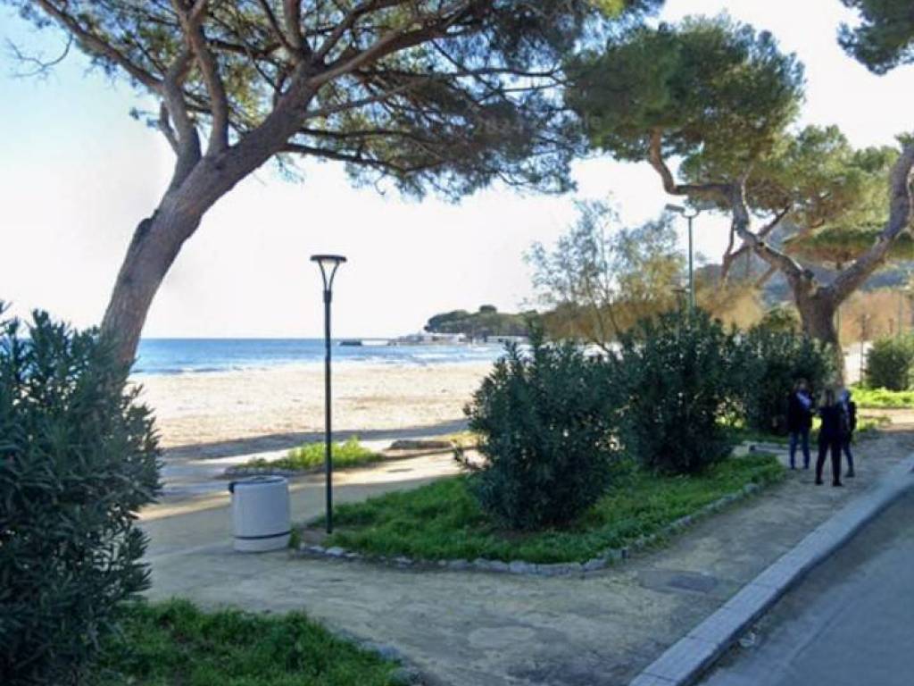 appartamento in vendita a Palermo in zona Mondello