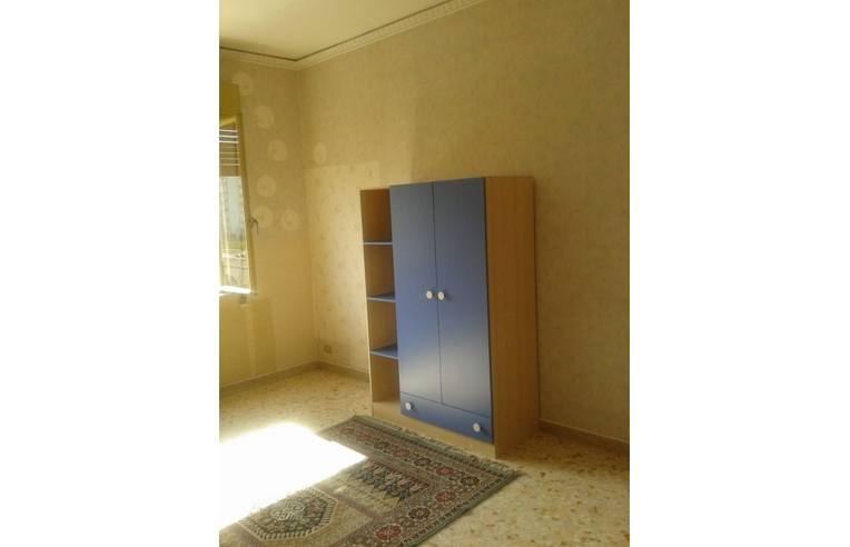 camera singola in affitto a Palermo in zona Oreto