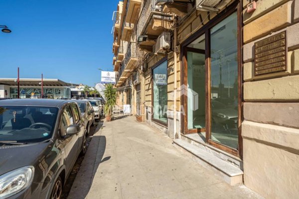 negozio in affitto a Palermo in zona Libertà
