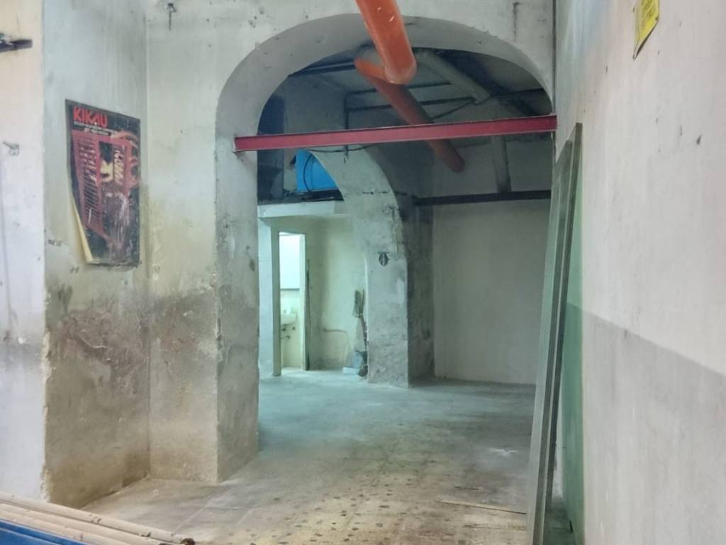 negozio in affitto a Palermo in zona Centro storico