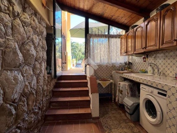 appartamento in affitto a Palermo in zona Mondello