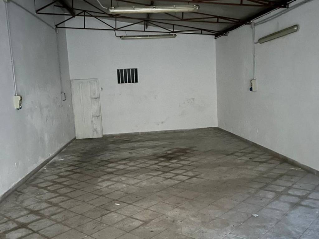 locale commerciale in affitto a Palermo in zona Resuttana