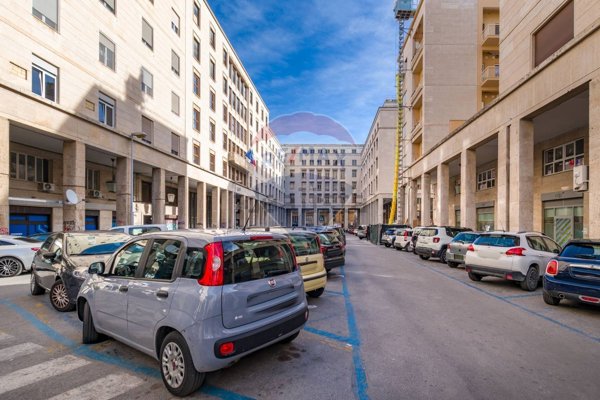 locale commerciale in affitto a Palermo