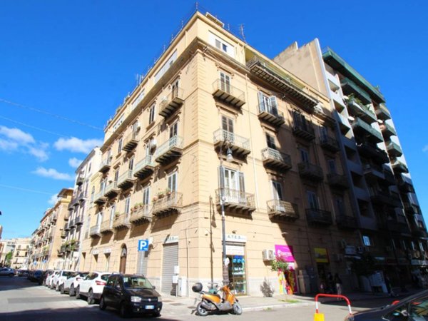 appartamento in affitto a Palermo in zona Politeama