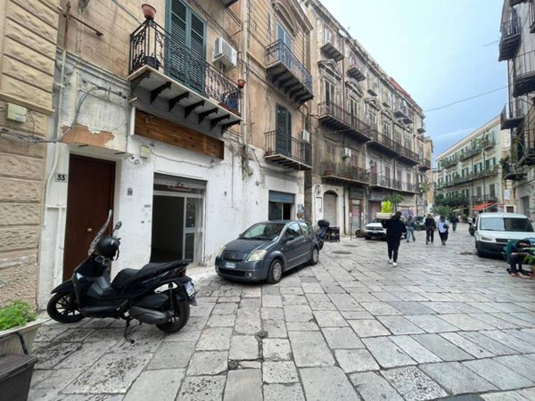 negozio in affitto a Palermo in zona Centro storico