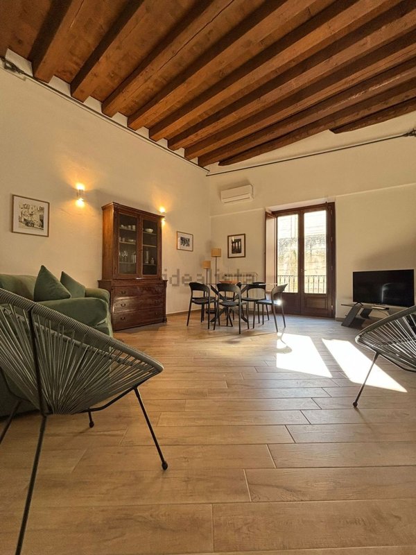 appartamento in affitto a Palermo in zona Centro storico