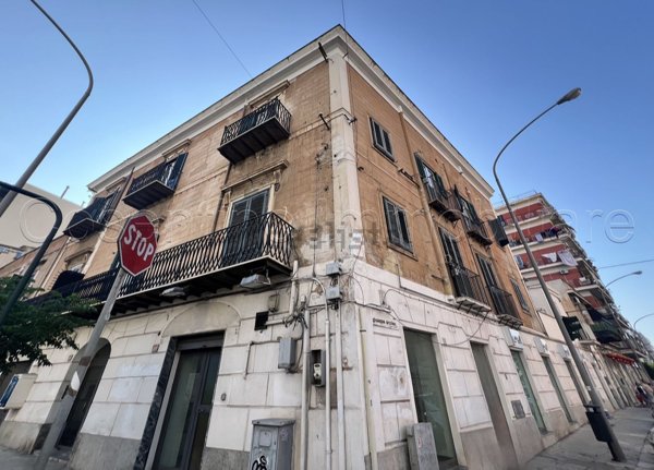 locale commerciale in affitto a Palermo in zona Calatafimi / Cuba