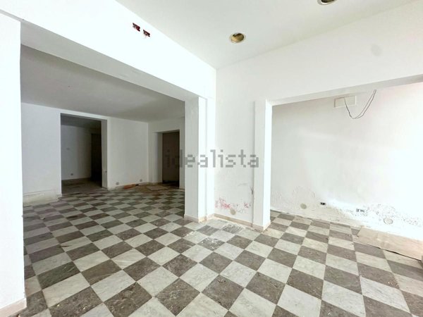locale commerciale in affitto a Palermo in zona Zisa