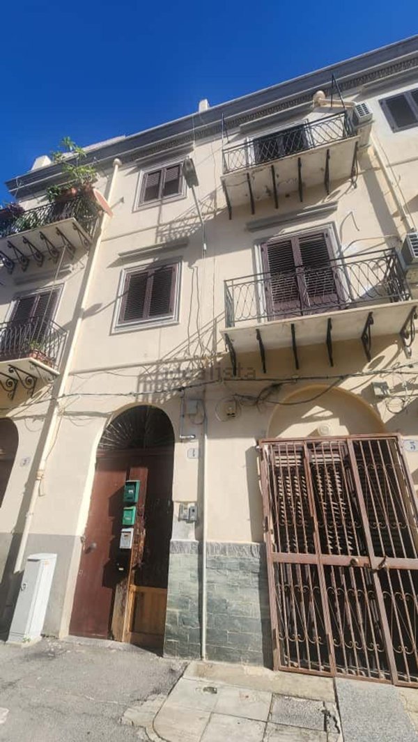 appartamento in affitto a Palermo in zona Zisa