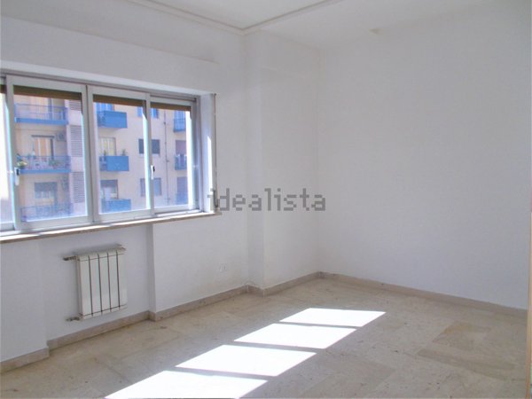 ufficio in affitto a Palermo in zona Libertà