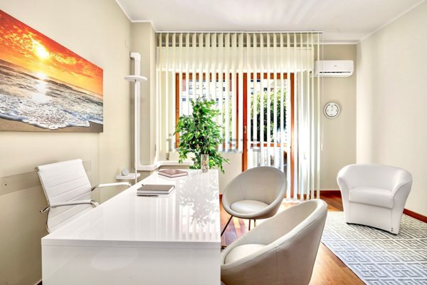 ufficio in affitto a Palermo in zona Malaspina/Palagonia