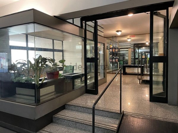 ufficio in affitto a Palermo in zona Politeama