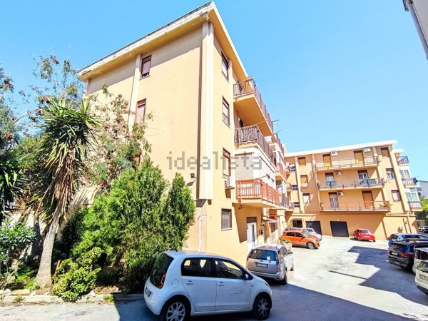 casa indipendente in affitto a Palermo in zona Mezzomonreale