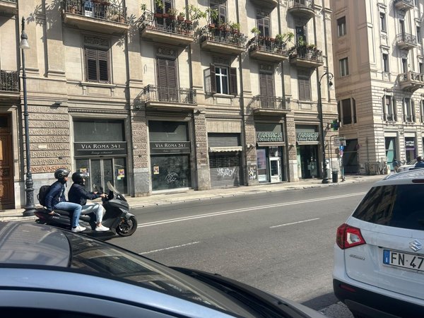 locale commerciale in affitto a Palermo