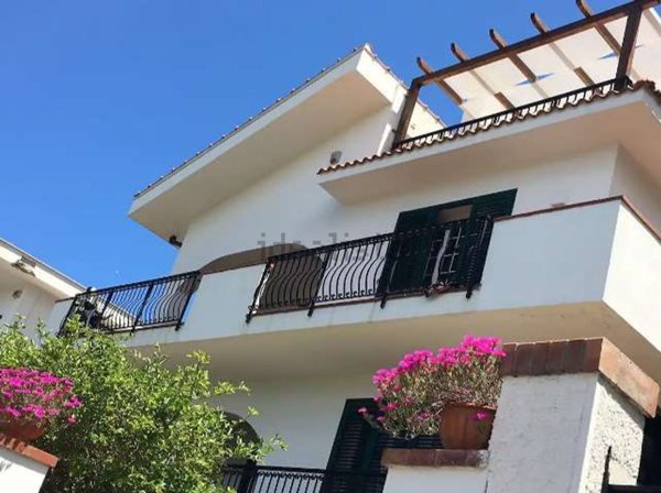 casa indipendente in affitto a Palermo in zona Addaura