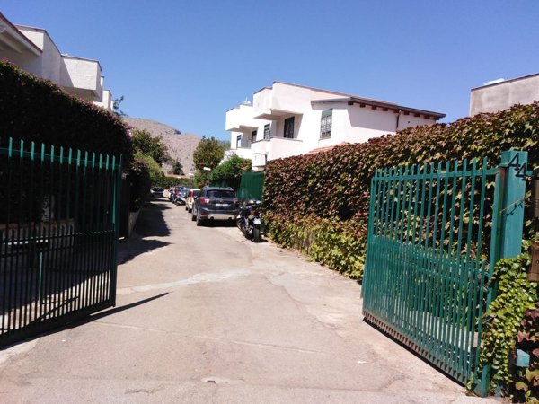 appartamento in affitto a Palermo in zona Mondello
