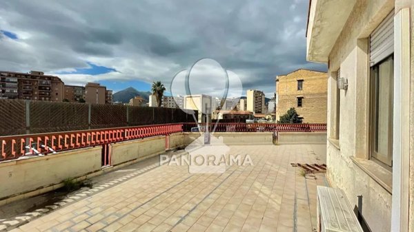ufficio in affitto a Palermo in zona Libertà