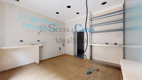 locale commerciale in affitto a Palermo in zona Libertà