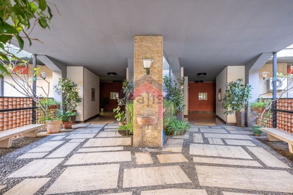 ufficio in affitto a Palermo in zona Libertà