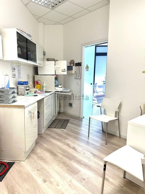 locale commerciale in affitto a Palermo in zona San Lorenzo