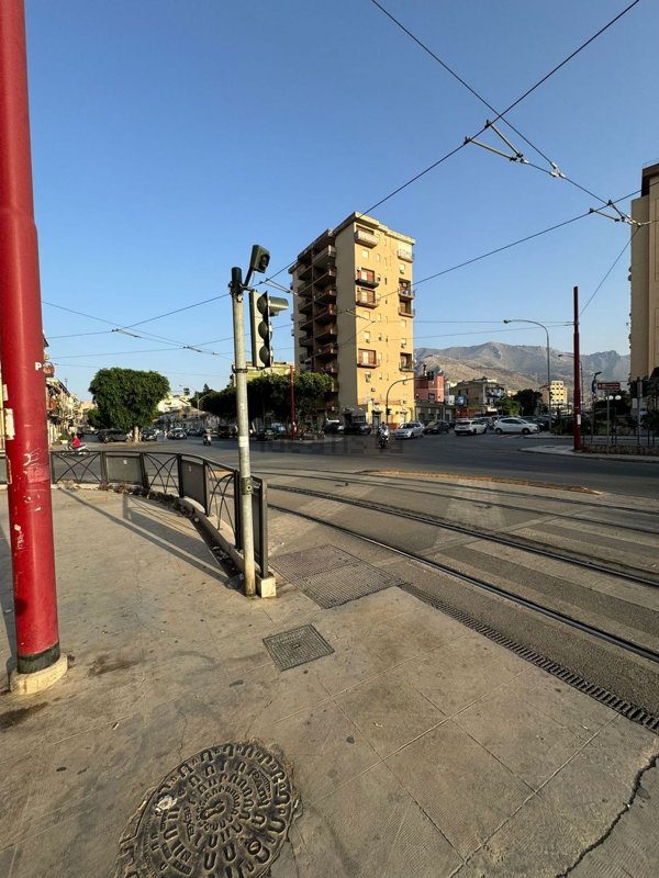 locale commerciale in affitto a Palermo in zona Croceverde