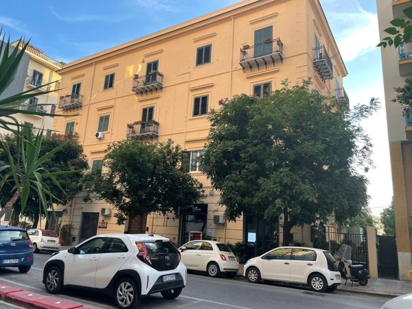 ufficio in affitto a Palermo in zona Libertà