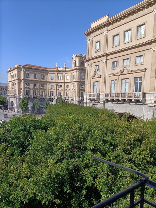 appartamento in affitto a Palermo in zona Mondello