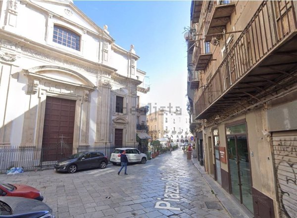 negozio in affitto a Palermo in zona Centro storico