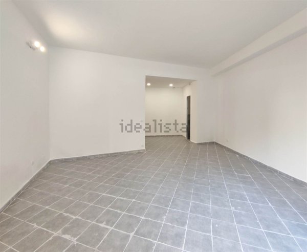 locale commerciale in affitto a Palermo in zona Oreto