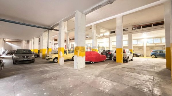 locale di sgombero in affitto a Palermo in zona Malaspina/Palagonia