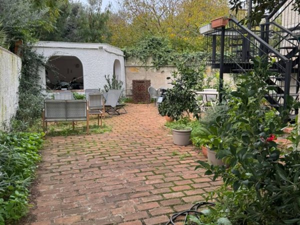 casa indipendente in affitto a Palermo in zona Mondello