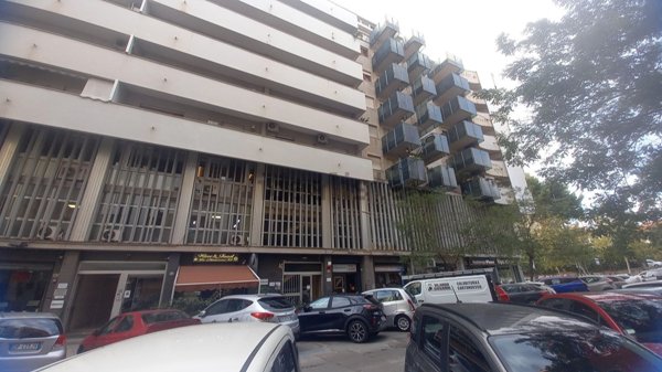 ufficio in affitto a Palermo in zona Libertà